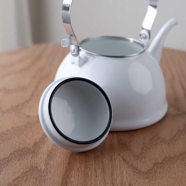 White Totia Jug - Image 3