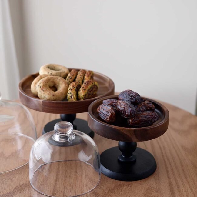 Large Acacia wood hostess with black stand and glass cover - Image 4