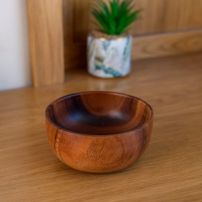 Natural wood bowl