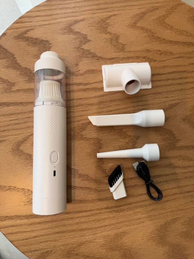 Portable rechargeable vacuum cleaner for car and home use - Image 5