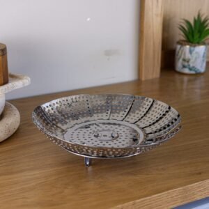 Stainles steel strainer
