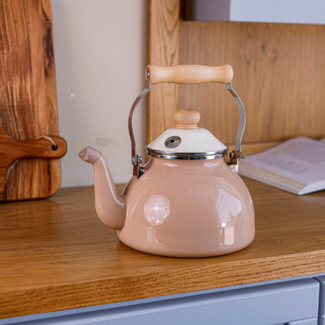 Classic Metal Teapot with Wooden Handle