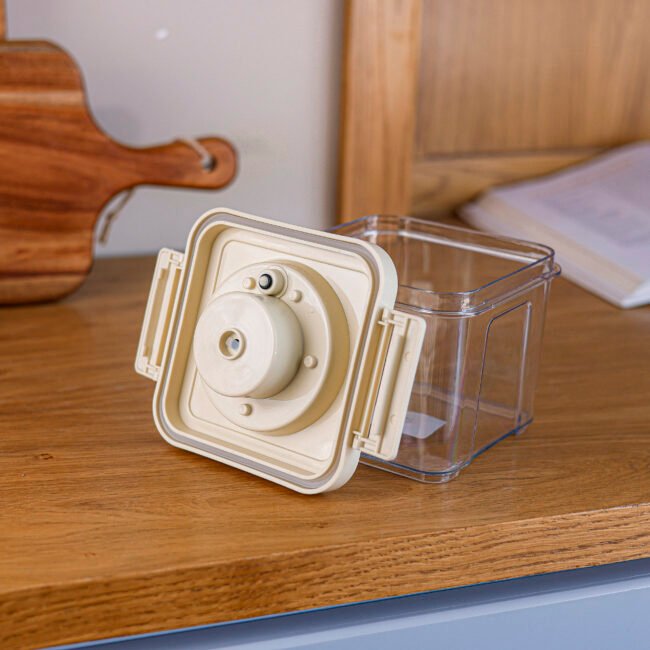 ⁦Airtight Vacuum Food Storage Container⁩ - الصورة ⁦3⁩