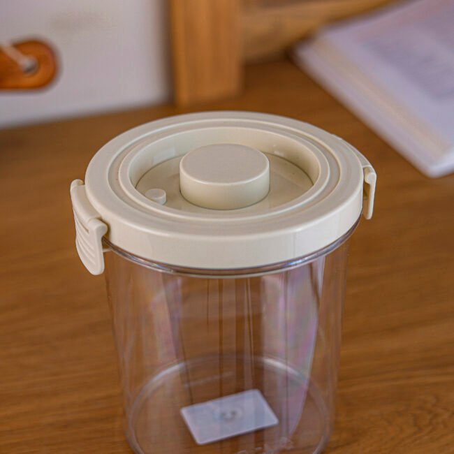 Airtight Vacuum Food Storage Container - Image 2