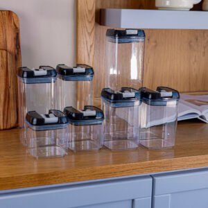 Tupperware seven-piece set