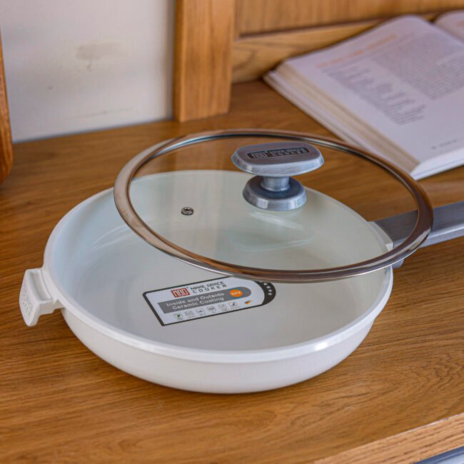 Non-Stick Frying Pan with Glass Lid - Image 2