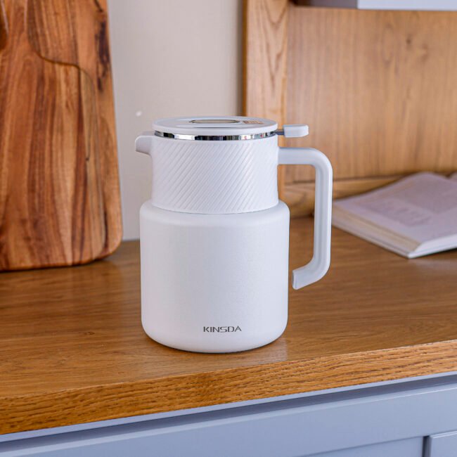 Smart Thermal Flask with Digital Temperature Display