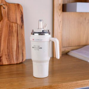 Portable Thermal Cup with Sealed Lid