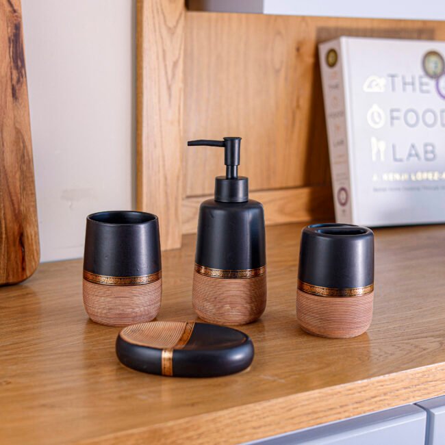 Modern 4-Piece Bathroom Accessories Set