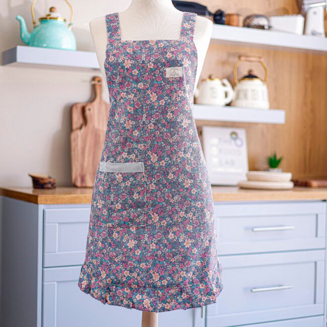 Women's Padded Kitchen Apron with Floral Pattern - Image 5