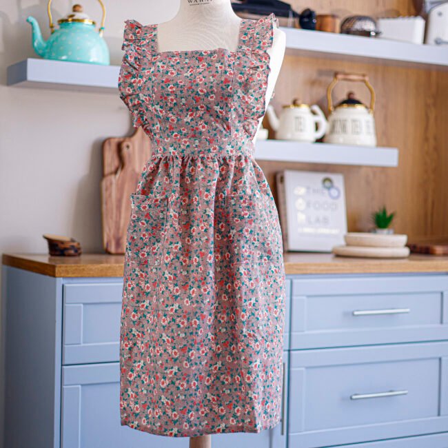 Women's Floral Kitchen Apron - Image 4