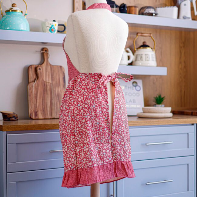 ⁦Decorative Kitchen Apron with Padded Upper⁩ - الصورة ⁦3⁩