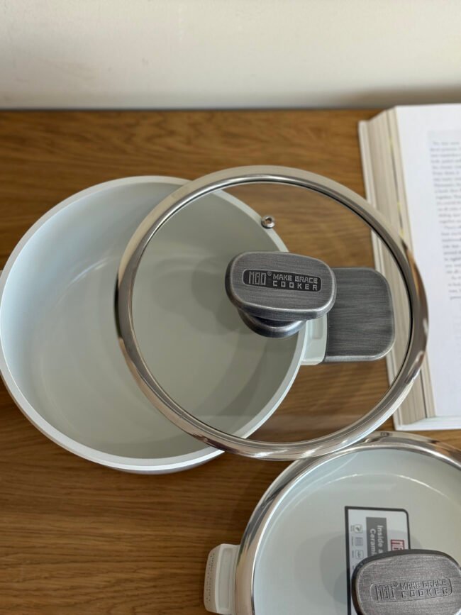 Non-Stick Cooking Pot with Glass Lid - Image 3
