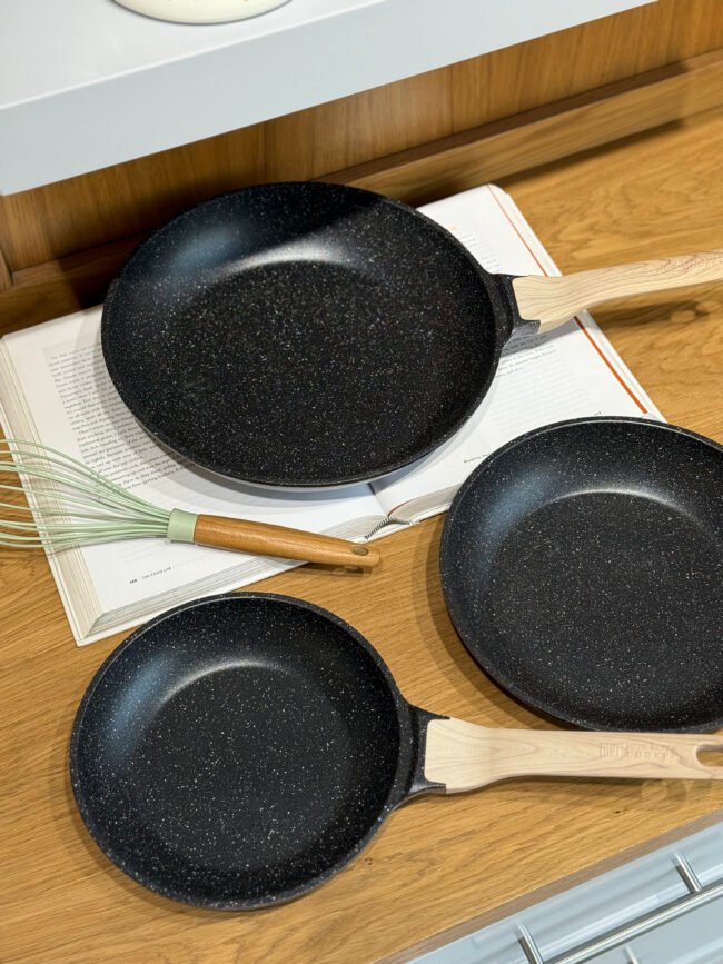 ⁦3-Piece Frying Pan Set⁩ - الصورة ⁦4⁩