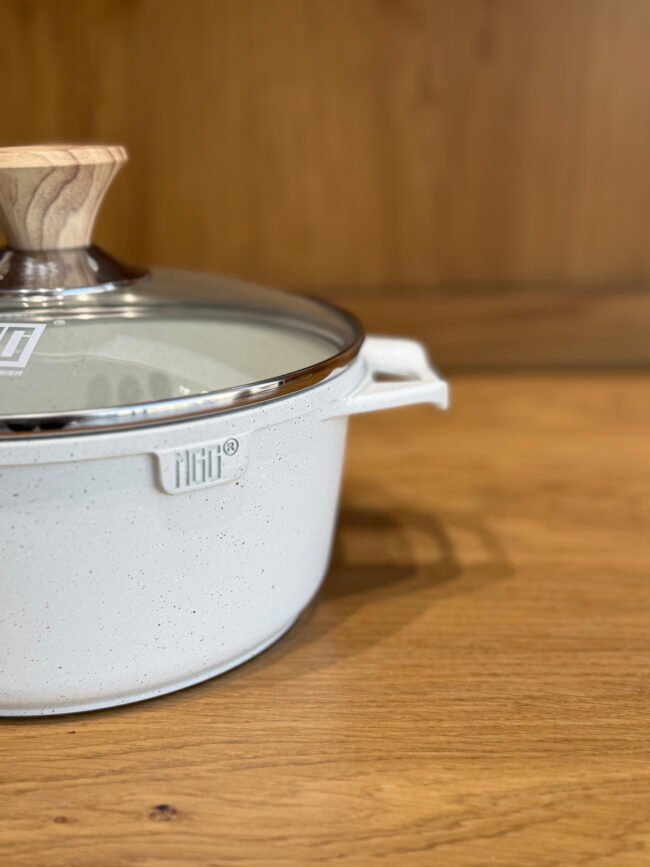 Granite Cooking Pot with Glass Lid and Side Handles - 2.5 Liters - Image 2