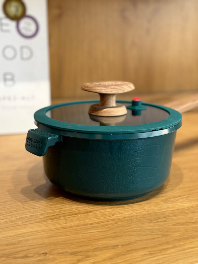 Granite Saucepan with Glass Lid and Long Handle - Image 2