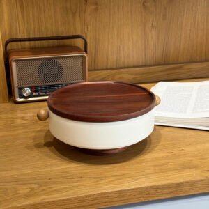 Big Wooden Lid Hospitality Container with Elegant Body