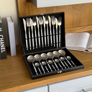 24-Piece Cutlery Set (Spoons, Forks & Knives)
