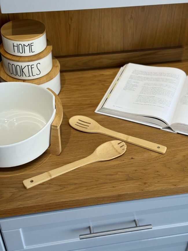 Porcelain Serving Bowl with Wooden Base and Utensils - Image 2