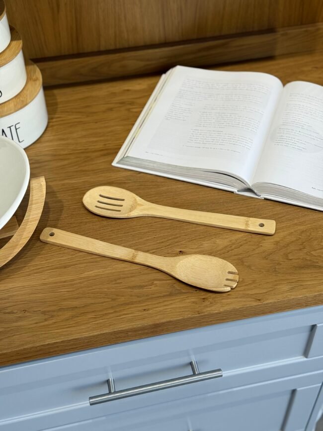 Porcelain Serving Bowl with Wooden Base and Utensils - Image 4